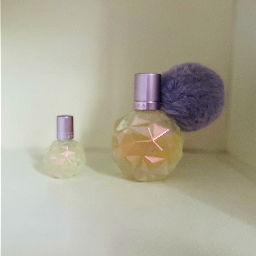 USED 3.4 ounce Moonlight by Ariana grande + mini